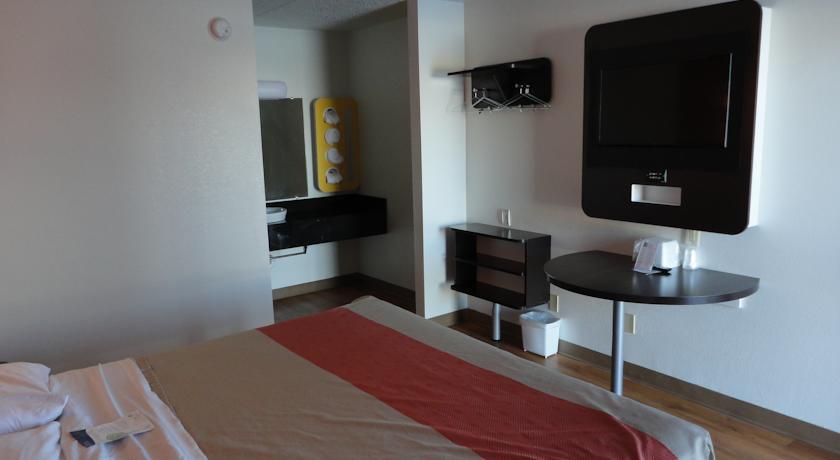 Motel 6-Crawfordsville, In Bilik gambar